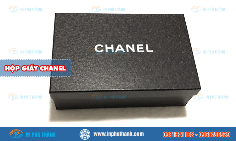 Hộp giấy Chanel